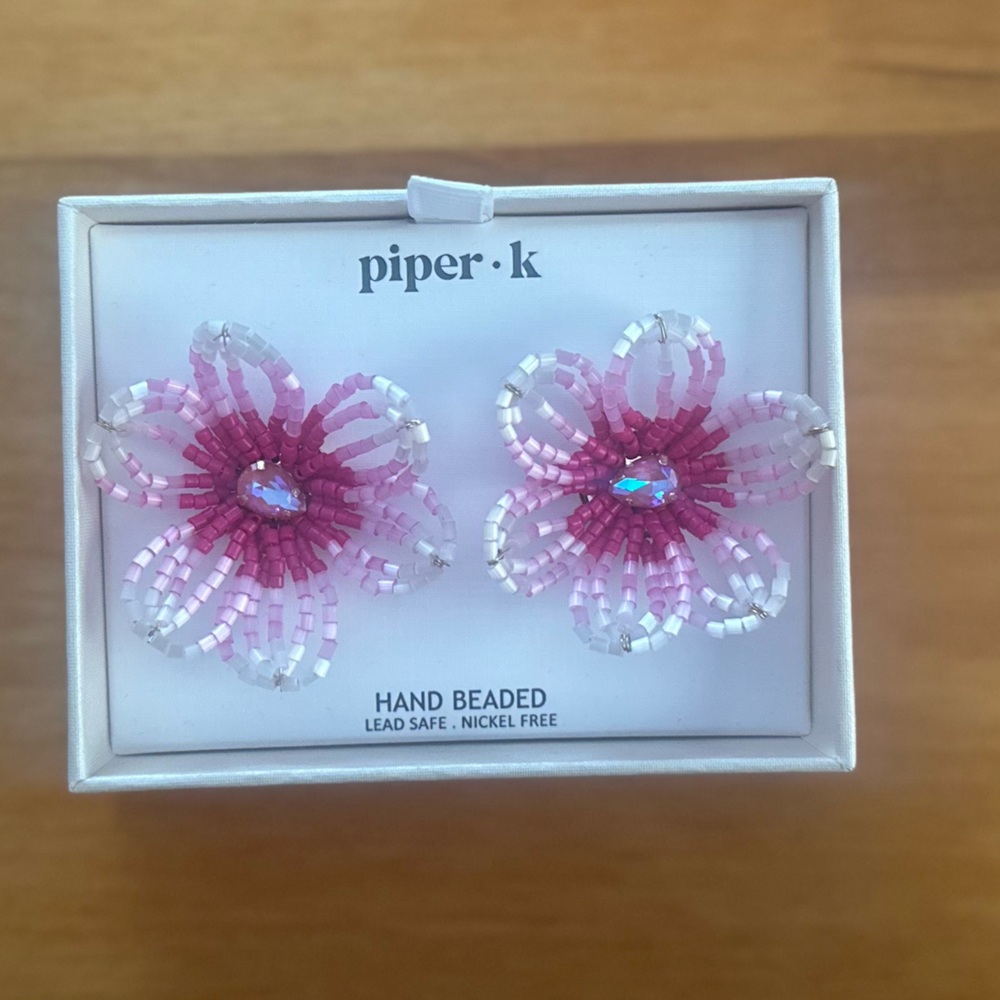 Piper K Pink and White Beaded Flower Earrings